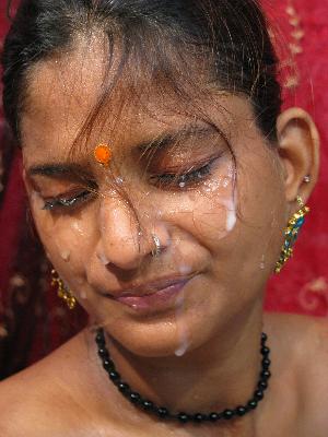 Desi Facial_10.jpg Desi Cumshot Gallery